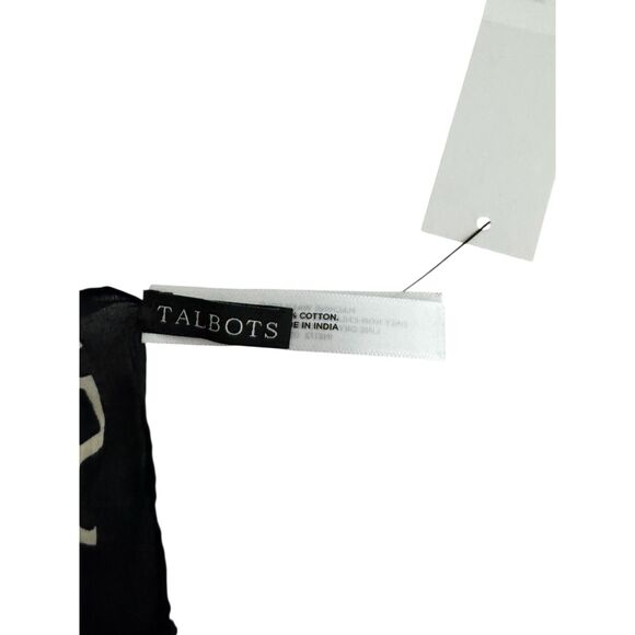 Talbots Safari Jungle Scarf New 22" x 21.5" - Picture 2 of 3